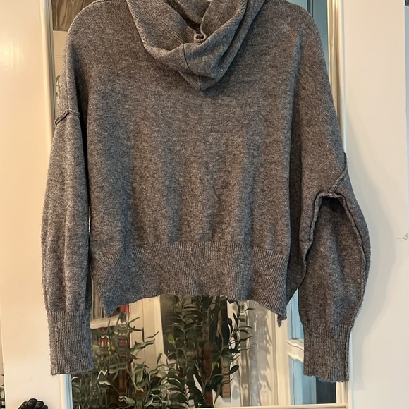 Crop - Picture 3 of 3